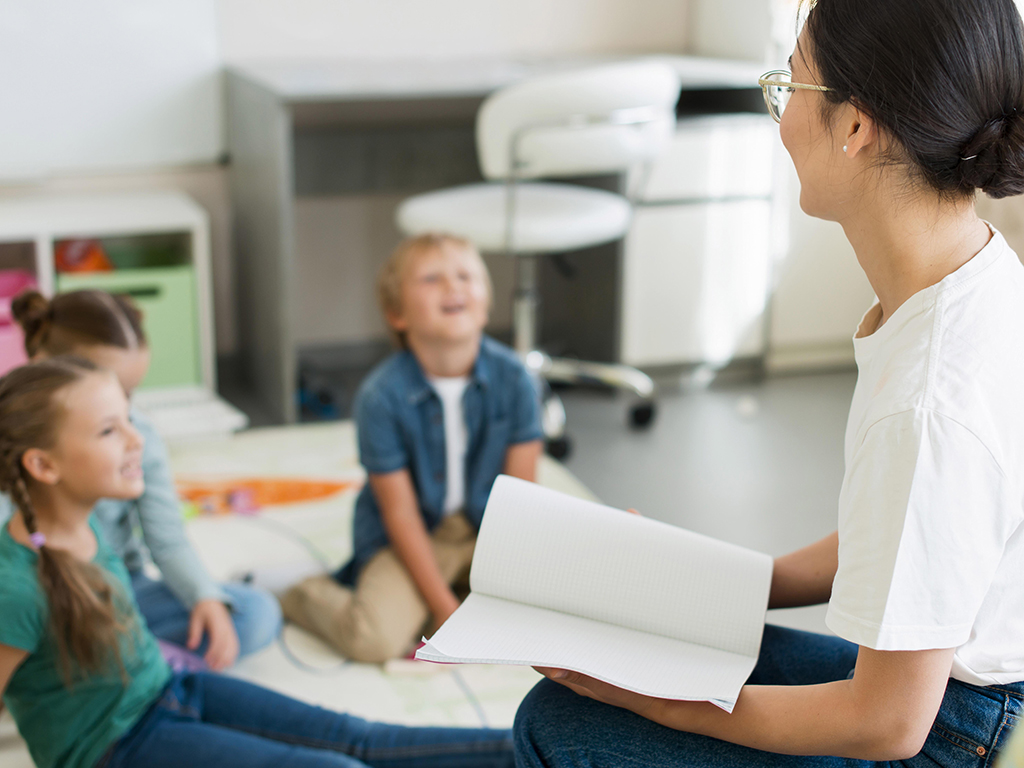 Aulas que Cuidan: Salud Mental, Bienestar y Atención Inicial