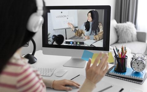 Curso en Diseño e Implementación de Aulas Virtuales con Metodologías Activas en Moodle